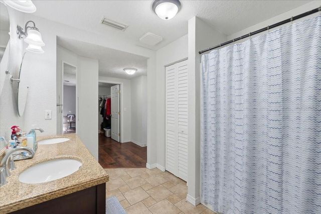 901 W TRAPNELL ROAD, Plant City, FL 33566