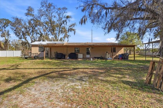 901 W TRAPNELL ROAD, Plant City, FL 33566