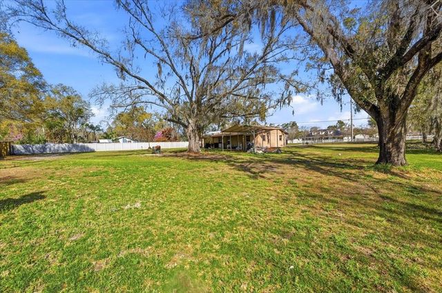 901 W TRAPNELL ROAD, Plant City, FL 33566