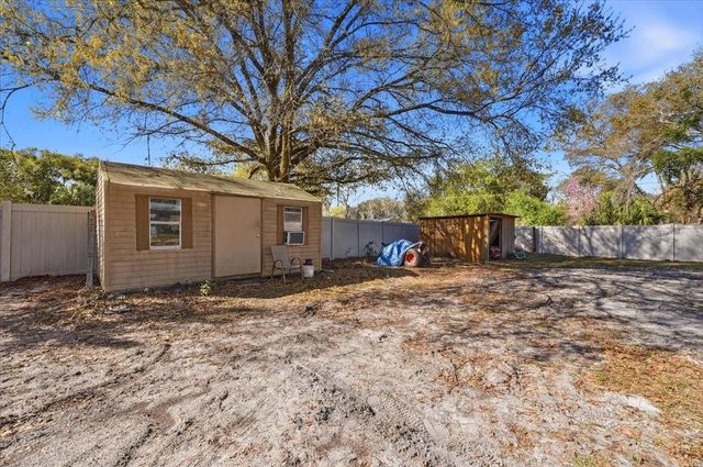 901 W TRAPNELL ROAD, Plant City, FL 33566