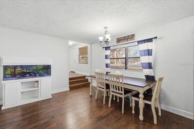 901 W TRAPNELL ROAD, Plant City, FL 33566