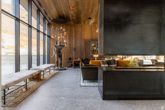 3267 W DEER HOLLOW RD #2304, Park City, UT 84060