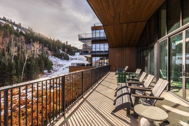 3267 W DEER HOLLOW RD #2304, Park City, UT 84060
