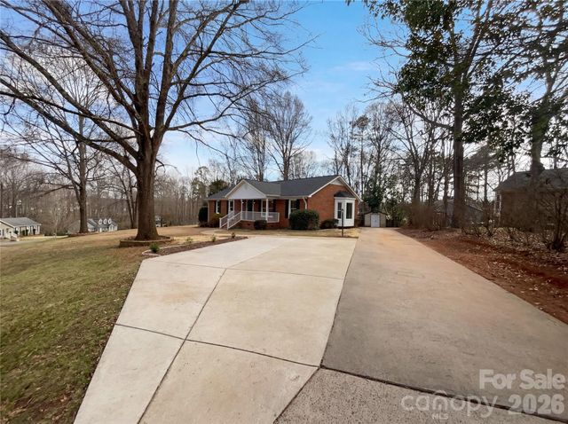 973 Pleasant Ridge Road, Fort Mill, SC 29715