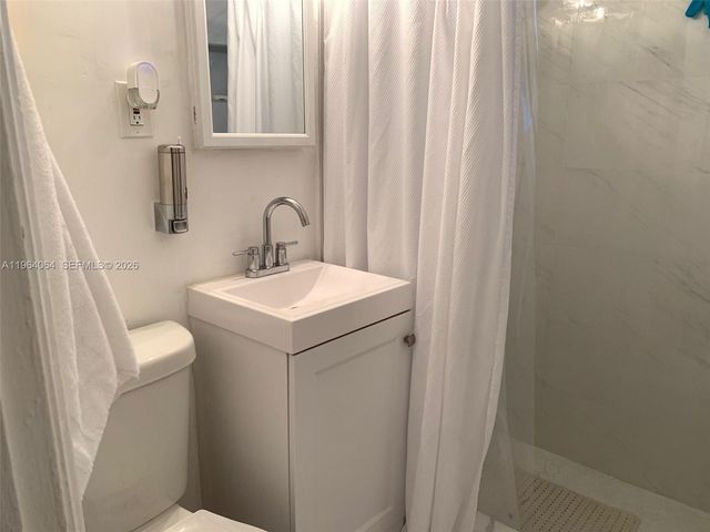 2131 Arthur St 2131, Hollywood, FL 33020