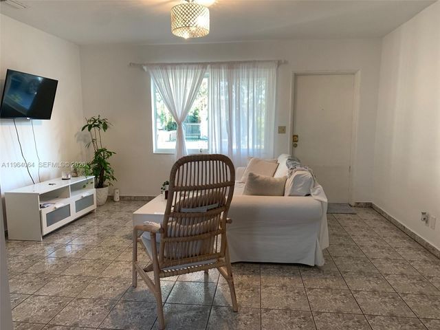 2131 Arthur St 2131, Hollywood, FL 33020