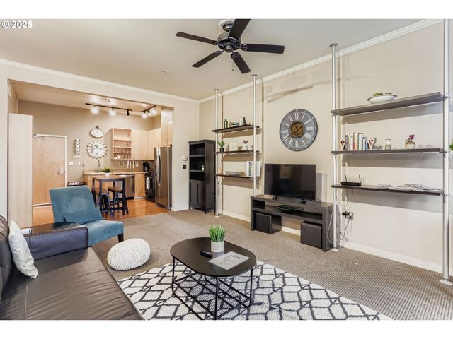 1425 Ne 61ST Ave 310, Hillsboro, OR 97124