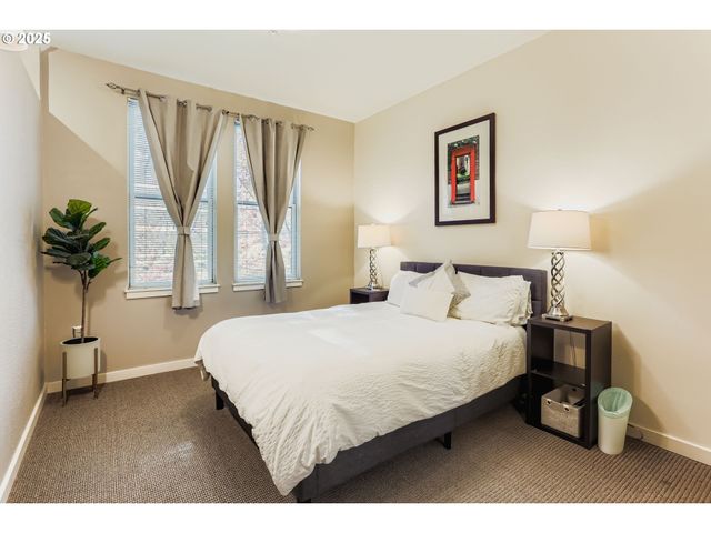 1425 Ne 61ST Ave 310, Hillsboro, OR 97124