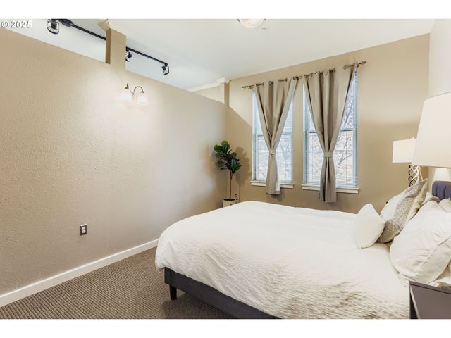 1425 Ne 61ST Ave 310, Hillsboro, OR 97124