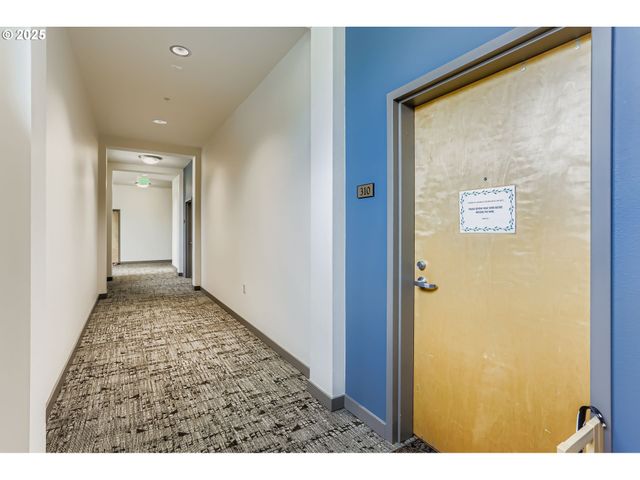 1425 Ne 61ST Ave 310, Hillsboro, OR 97124