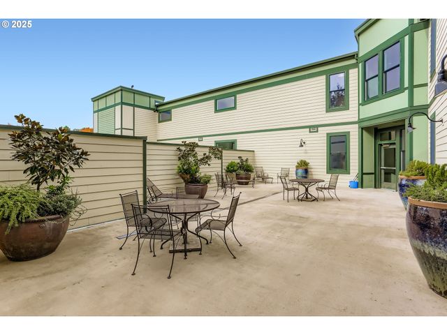 1425 Ne 61ST Ave 310, Hillsboro, OR 97124