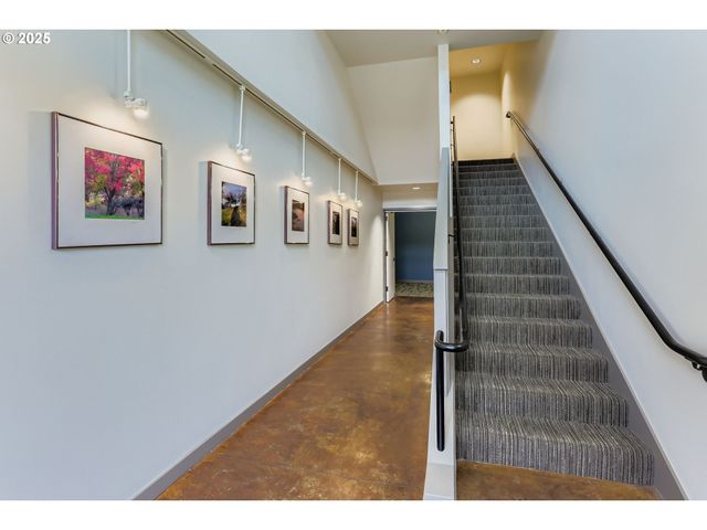 1425 Ne 61ST Ave 310, Hillsboro, OR 97124