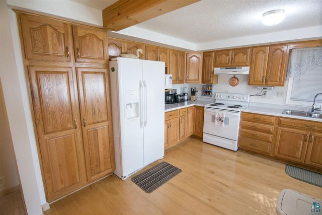 8655 S Lyman Lake Rd, Superior, WI 54880