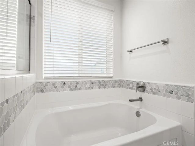 4080 San Jose, Clovis, CA 93619