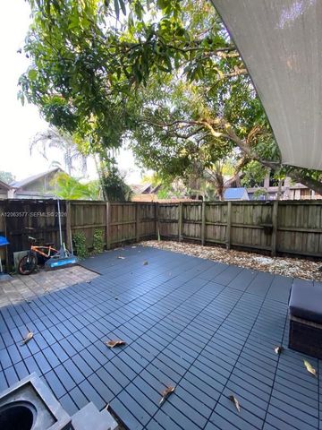 485 N University Drive 3-6, Plantation, FL 33324