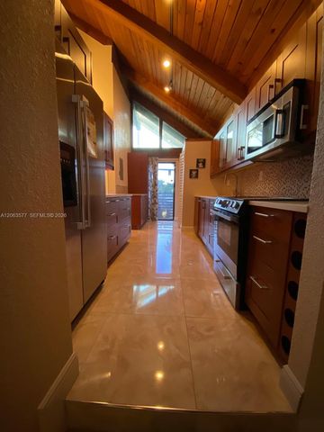 485 N University Drive 3-6, Plantation, FL 33324