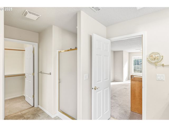 5513 Se HULL Ave, Milwaukie, OR 97267