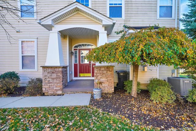 43 Woodside Knolls Drive, Middletown, NY 10940