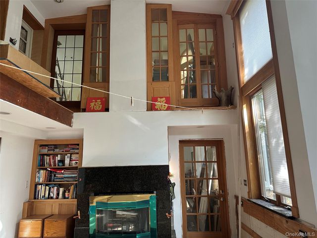 28 Colburn Drive, Poughkeepsie, NY 12603
