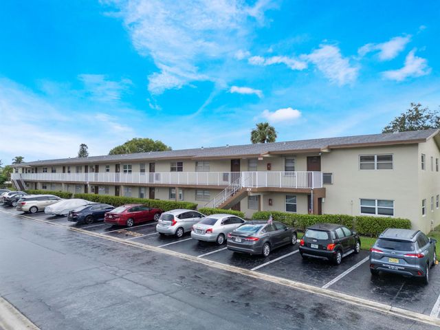 551 NW 80th Avenue 207, Margate, FL 33063