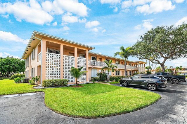 1541 NW 20th Avenue 101, Delray Beach, FL 33445