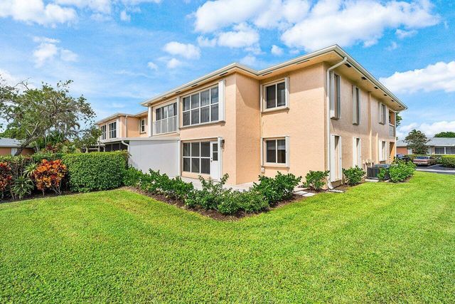 1541 NW 20th Avenue 101, Delray Beach, FL 33445