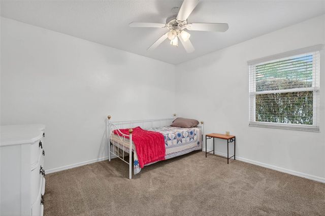 570 EAGLE RUN, Lakeland, FL 33809