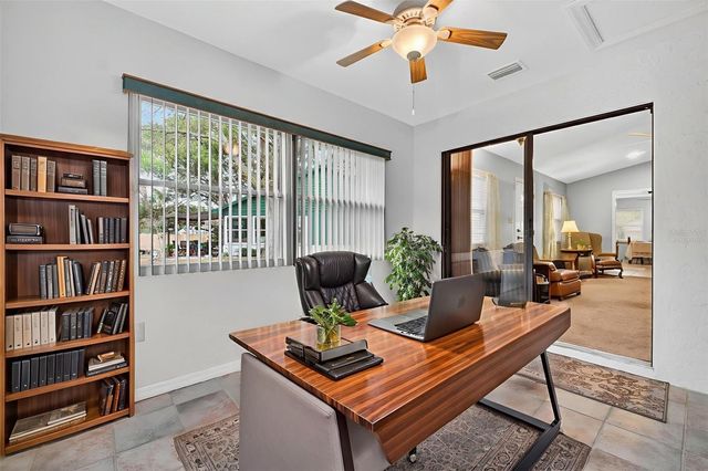 570 EAGLE RUN, Lakeland, FL 33809