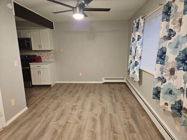 21 N Aspen Road, Middletown, NY 10940