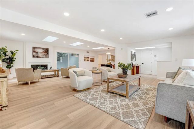 22323 Miranda Street, Woodland Hills, CA 91367