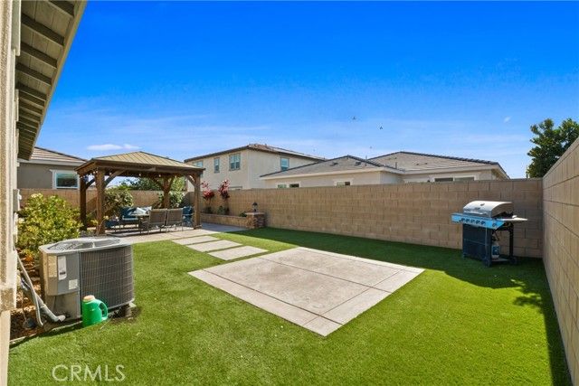 2814 E Murdock, Ontario, CA 91762