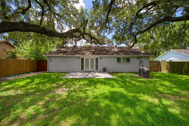 11911 Hillcroft Avenue, Houston, TX 77035