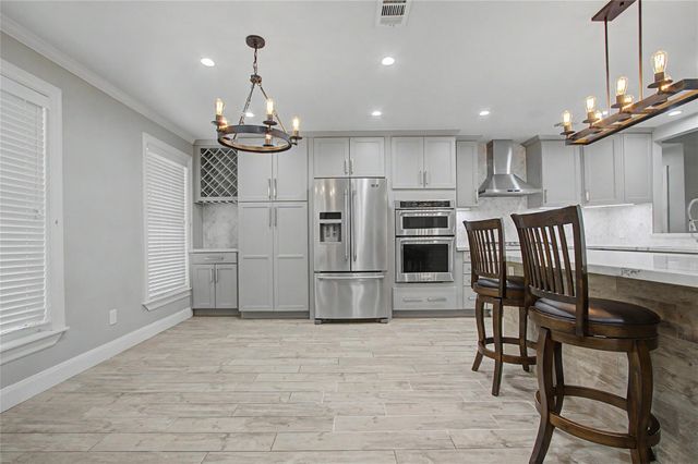 11911 Hillcroft Avenue, Houston, TX 77035