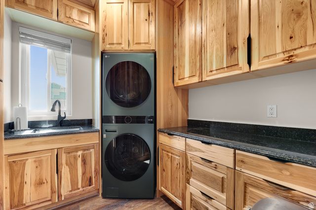 994 W PARK PALISADE DR, South Jordan, UT 84095