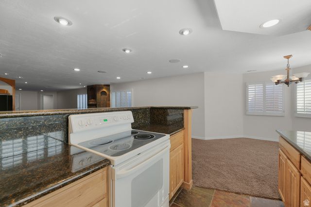 994 W PARK PALISADE DR, South Jordan, UT 84095