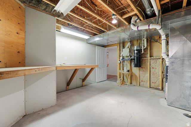 994 W PARK PALISADE DR, South Jordan, UT 84095
