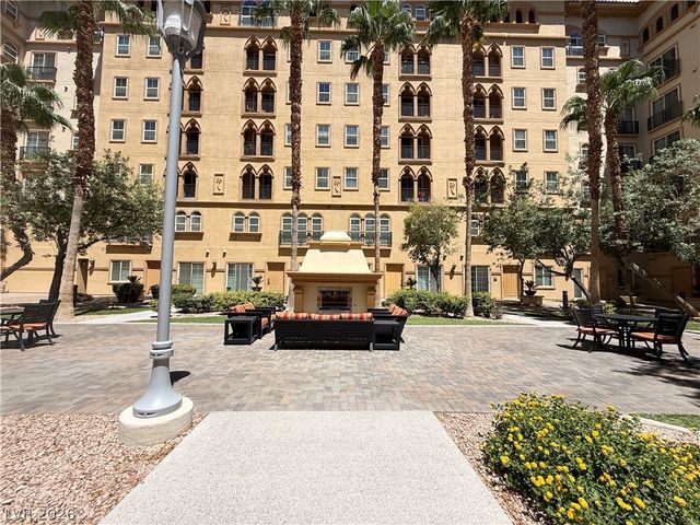 2405 West Serene Avenue 844, Las Vegas, NV 89123