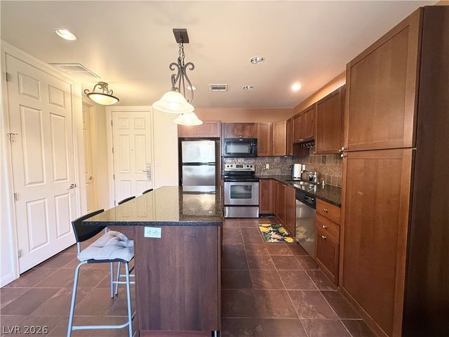 2405 West Serene Avenue 844, Las Vegas, NV 89123