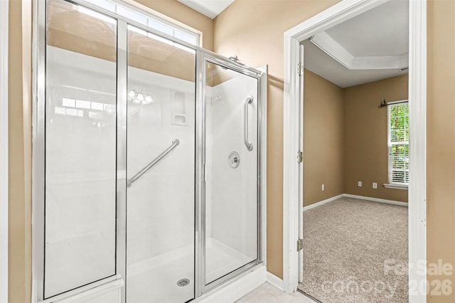 8708 Heron Glen Drive, Charlotte, NC 28269