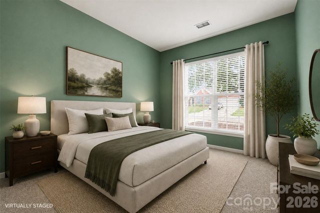 8708 Heron Glen Drive, Charlotte, NC 28269