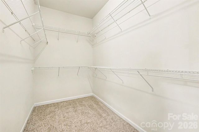 8708 Heron Glen Drive, Charlotte, NC 28269