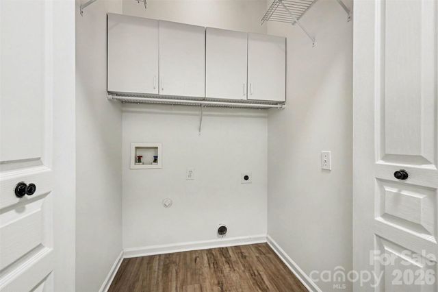 8708 Heron Glen Drive, Charlotte, NC 28269