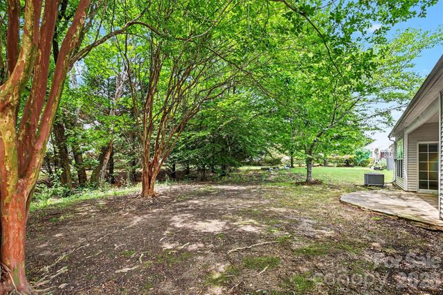 8708 Heron Glen Drive, Charlotte, NC 28269