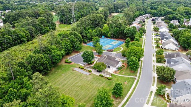 8708 Heron Glen Drive, Charlotte, NC 28269
