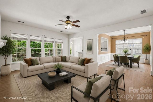 8708 Heron Glen Drive, Charlotte, NC 28269