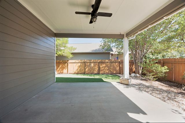 2200 Amur DR, Austin, TX 78745