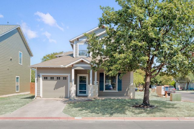 2200 Amur DR, Austin, TX 78745