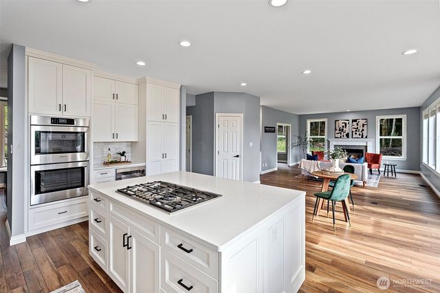 2606 NE Lillehammer Lane, Poulsbo, WA 98370