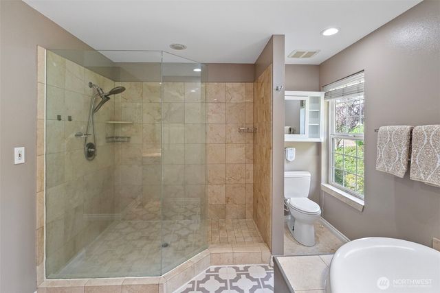 2606 NE Lillehammer Lane, Poulsbo, WA 98370