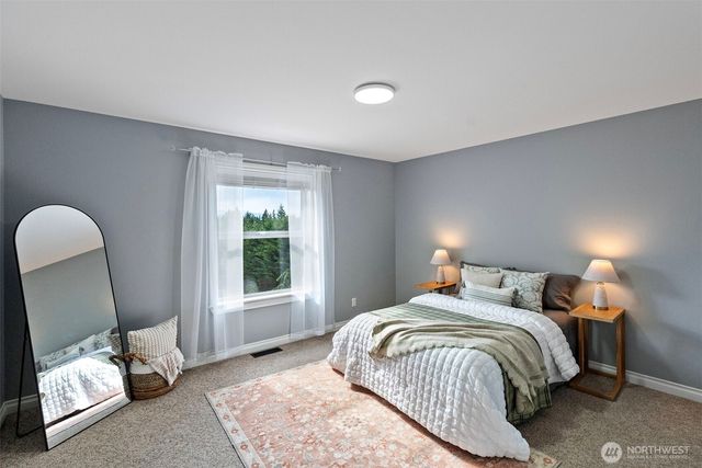 2606 NE Lillehammer Lane, Poulsbo, WA 98370